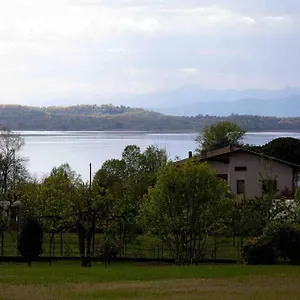 Vista Lago-appartamento Funzionale Con Vista Appartement Varese